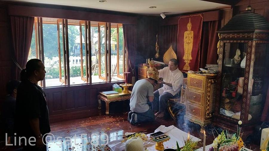 รูปที่ 19 — พิธีเปลี่ยนขันธ์ครูของอาจารย์สุบิน นะหน้าทอง